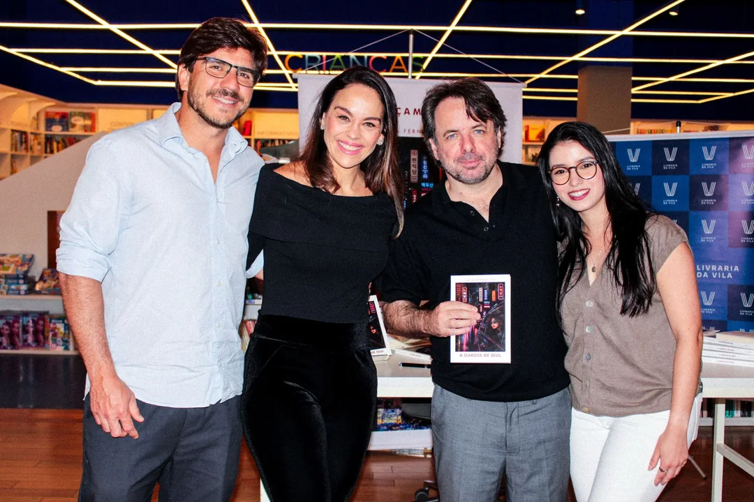 Lançamento de A Garota de Seul na Livraria da Vila — foto 18 Lançamento de A Garota de Seul na Livraria da Vila — foto 18