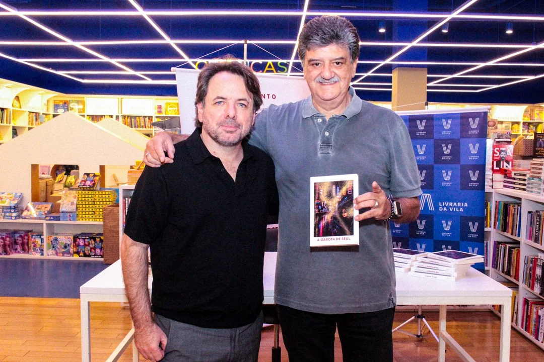 Lançamento de A Garota de Seul na Livraria da Vila — foto 23 Lançamento de A Garota de Seul na Livraria da Vila — foto 23