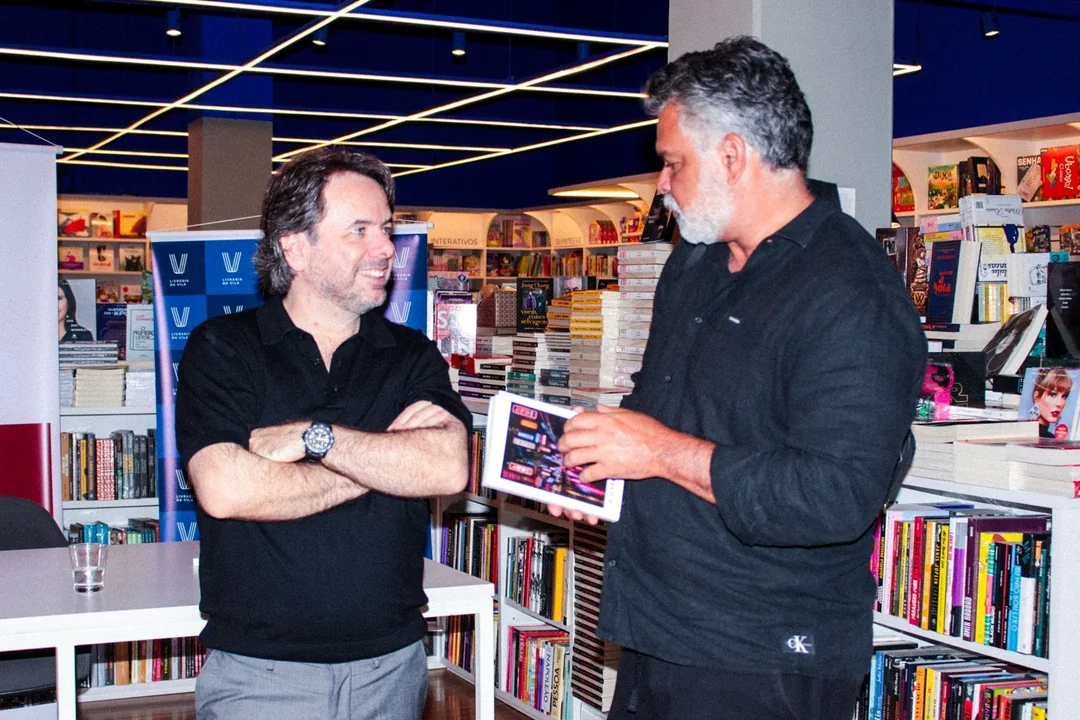 Lançamento de A Garota de Seul na Livraria da Vila — foto 30 Lançamento de A Garota de Seul na Livraria da Vila — foto 30